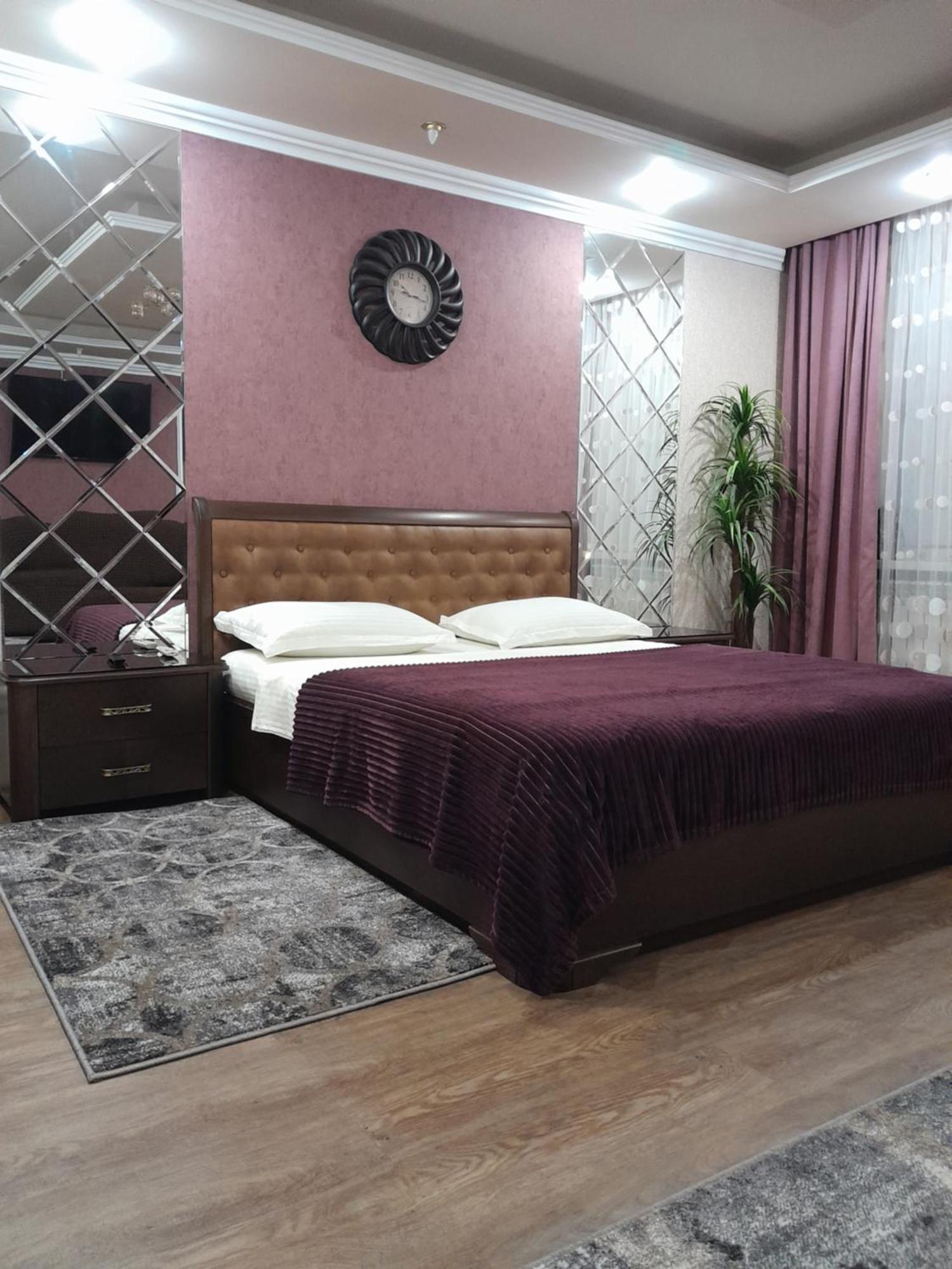 Apartment In A New House เครเมนชุก ภายนอก รูปภาพ