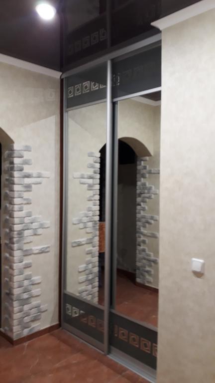 Apartment In A New House เครเมนชุก ภายนอก รูปภาพ